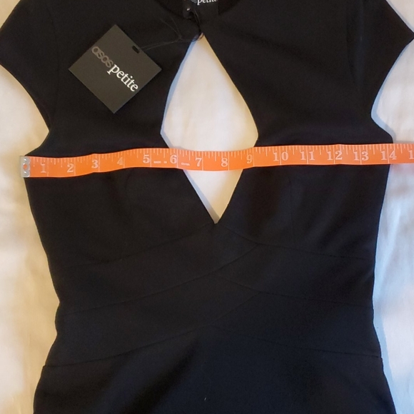 ASOS Petite V Neck Mini Dress Size 2 - Picture 8 of 8